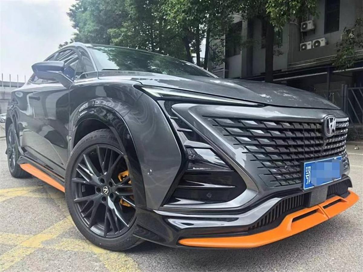 長(zhǎng)安 UNI-T  2023款 第二代 1.5T 尊享型圖片