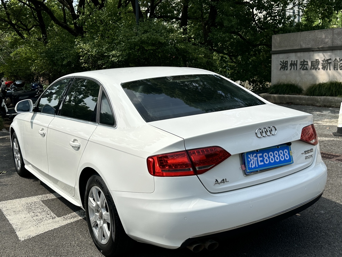 奧迪 奧迪A4L  2011款 2.0 TFSI 舒適型圖片