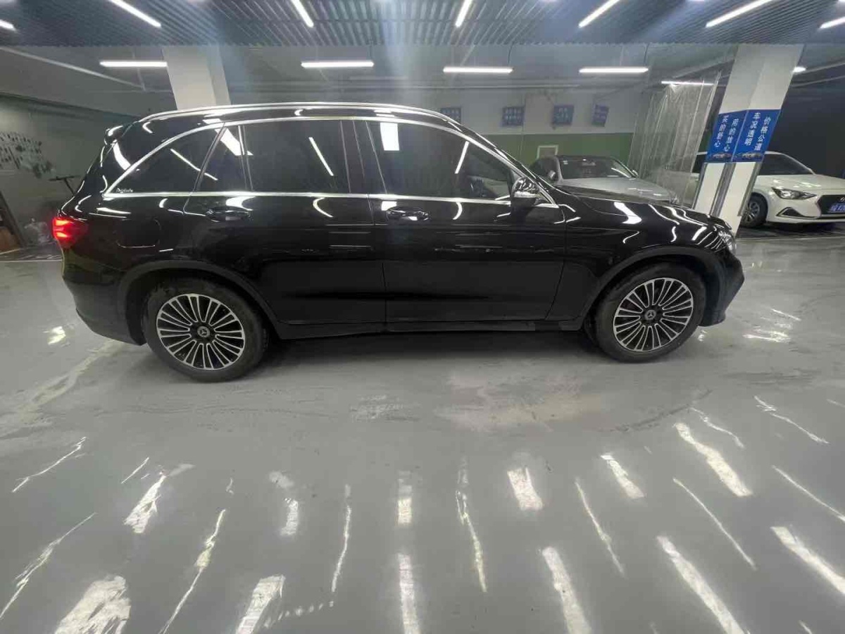 奔馳 奔馳GLC  2018款 改款 GLC 260 4MATIC 動感型圖片