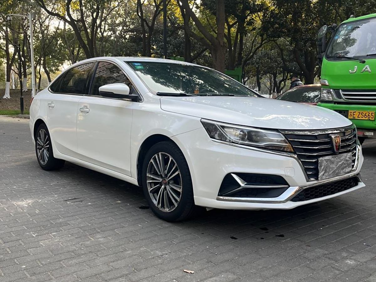 榮威 i6  2020款 PLUS 1.6L CVT 4G互聯(lián)榮耀全息版圖片