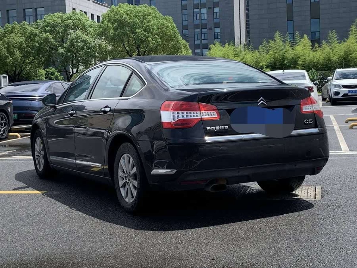 雪鐵龍 C5  2011款 2.0L 自動舒適型圖片