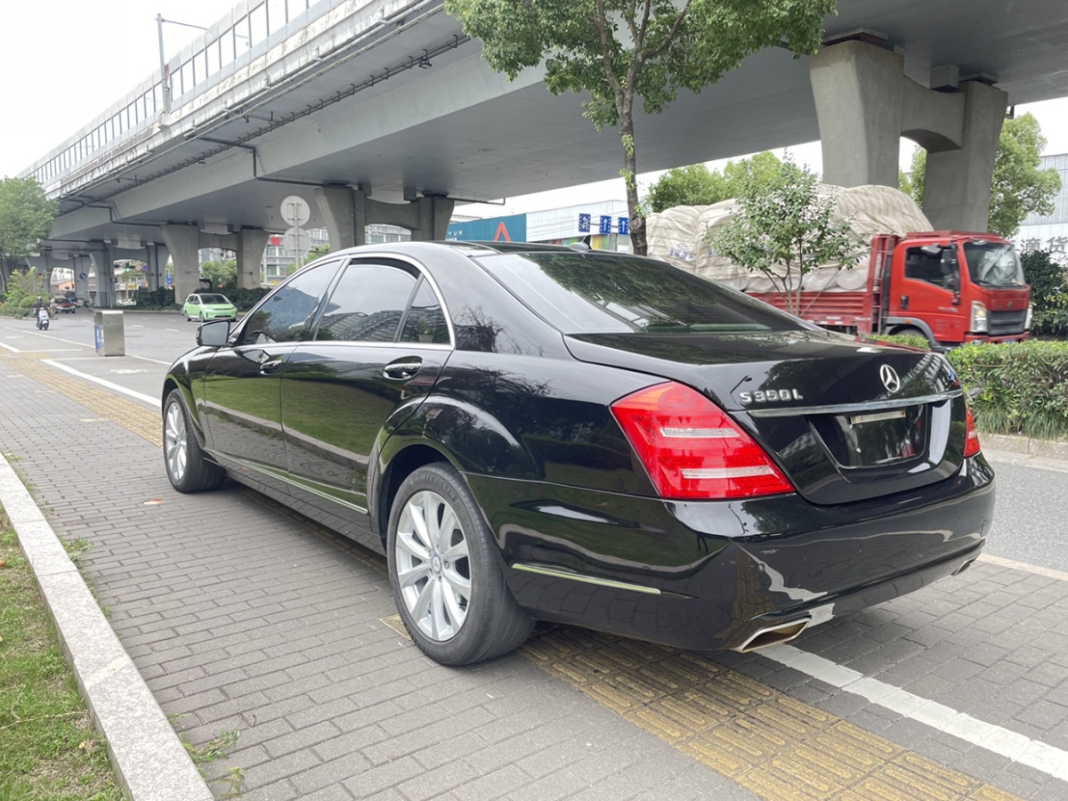 奔馳 奔馳S級(jí)  2010款 S 300 L 商務(wù)型圖片