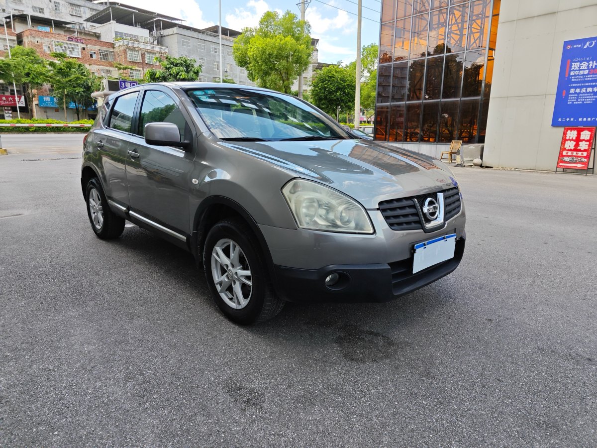 日產(chǎn) 逍客  2010款 20X雷 CVT 2WD圖片