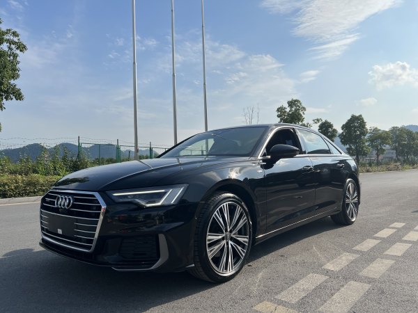 奥迪 奥迪A6L  2020款 45 TFSI quattro 臻选动感型