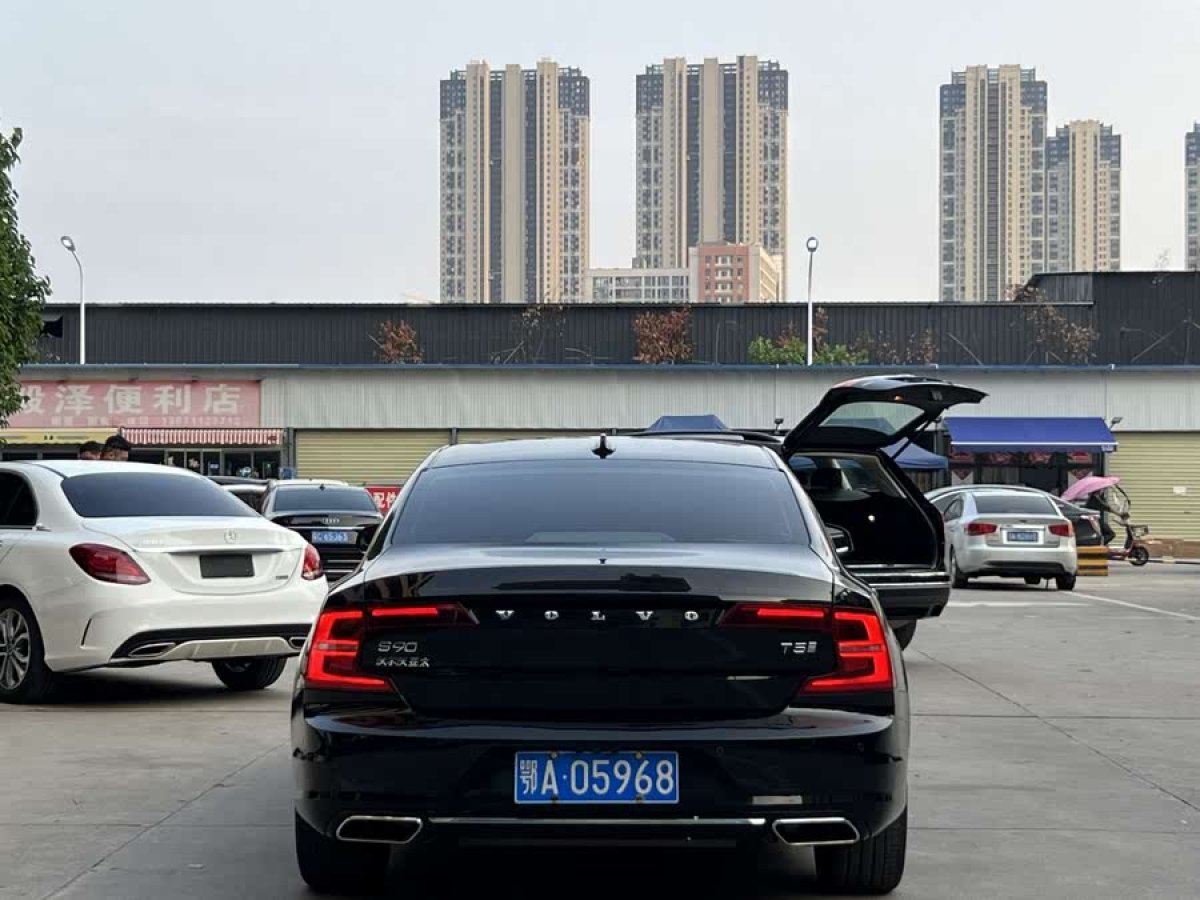 沃爾沃 S90  2017款 T5 智雅版圖片