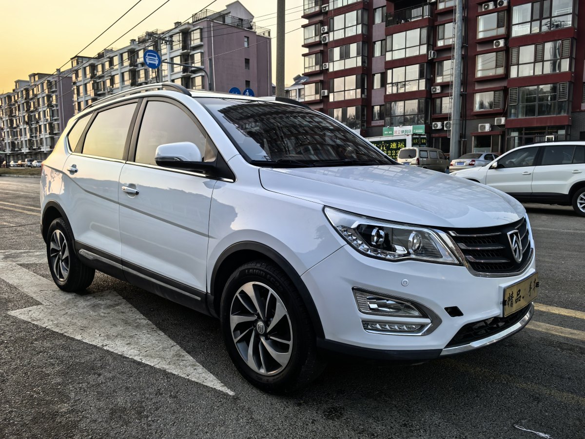 寶駿 560  2015款 1.8L 手動豪華型圖片