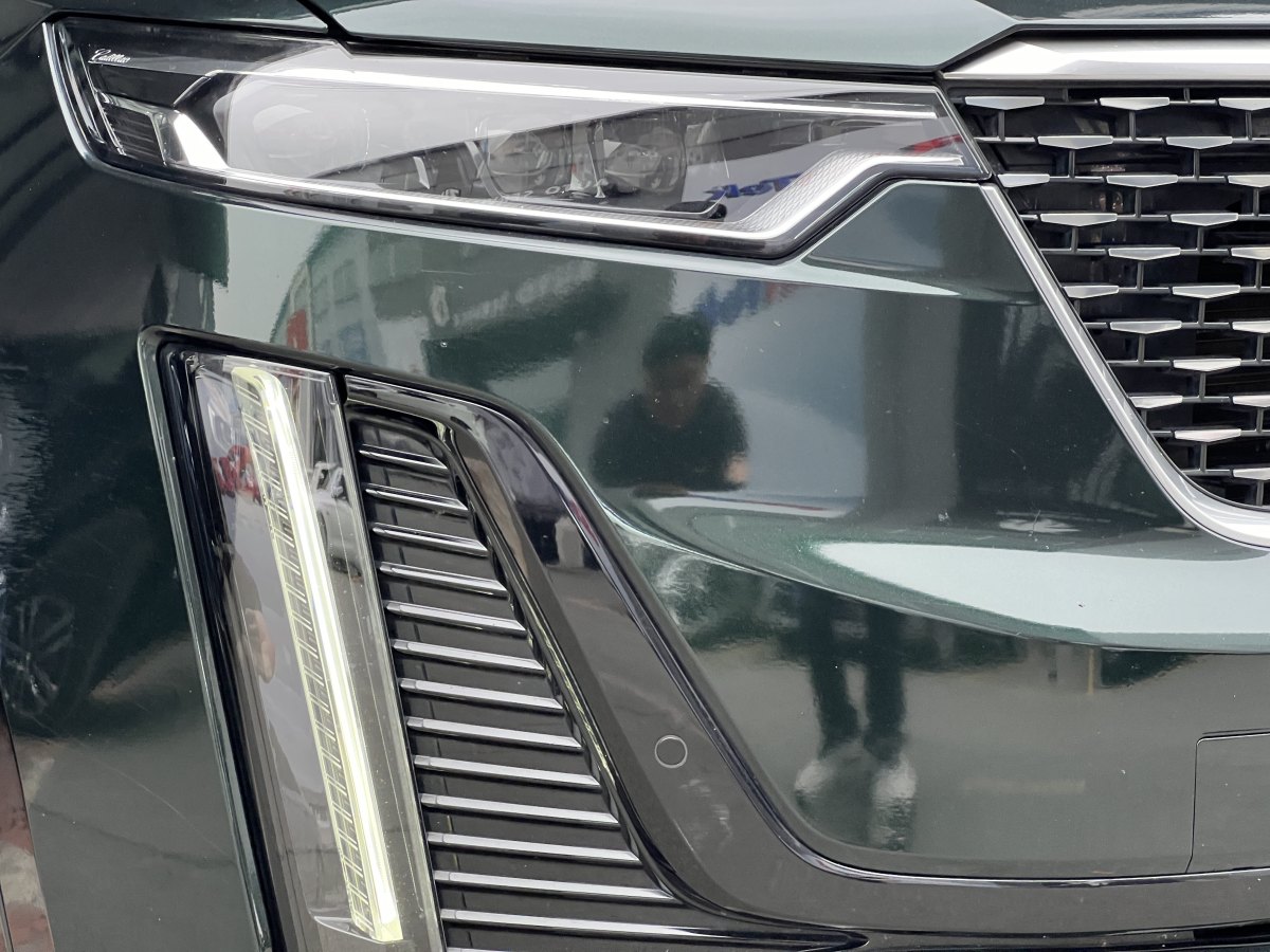 凯迪拉克 XT6  2021款 2.0T 六座四驱豪华型图片