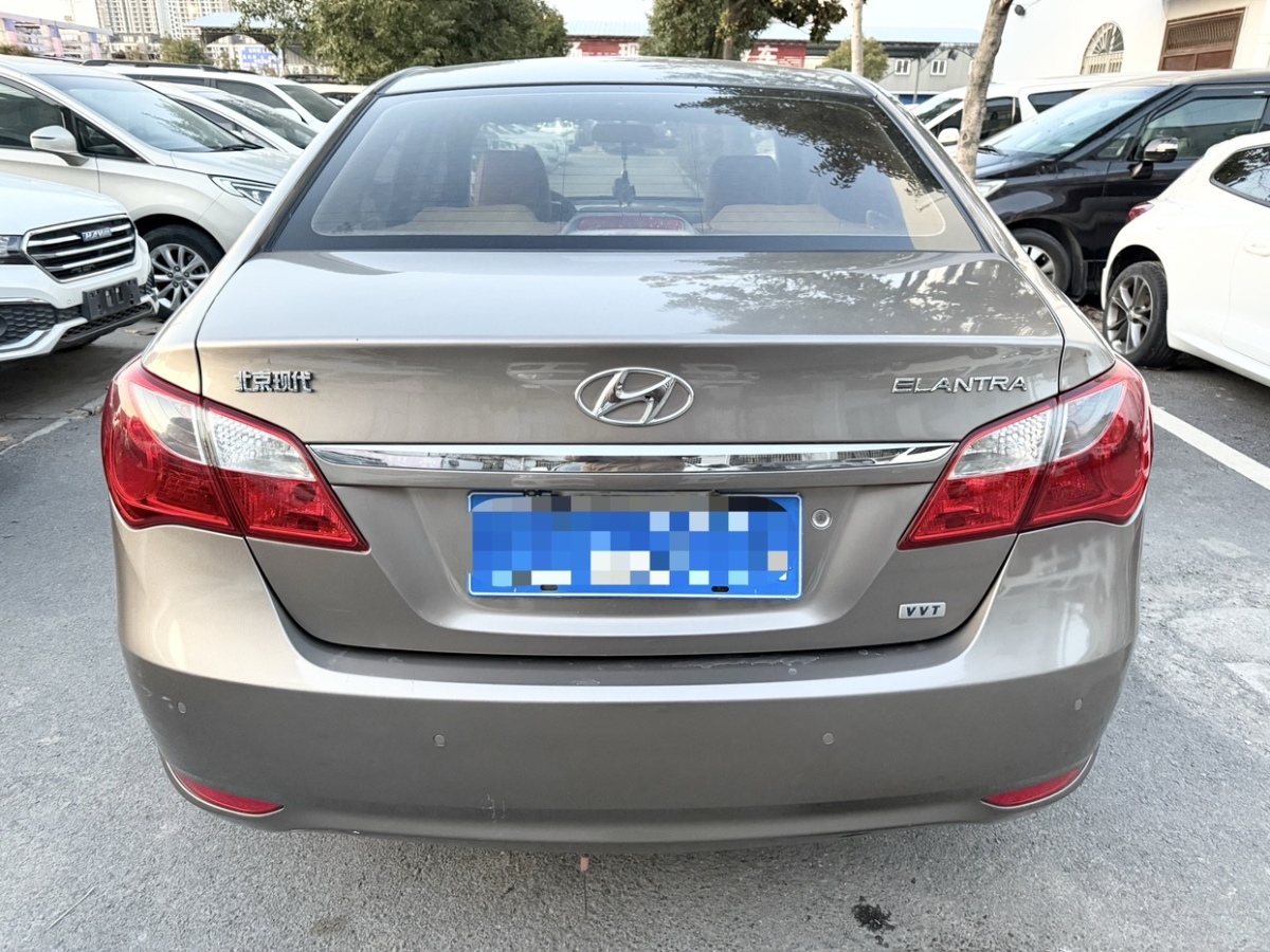 現(xiàn)代 悅動  2011款 1.6L 自動舒適型圖片