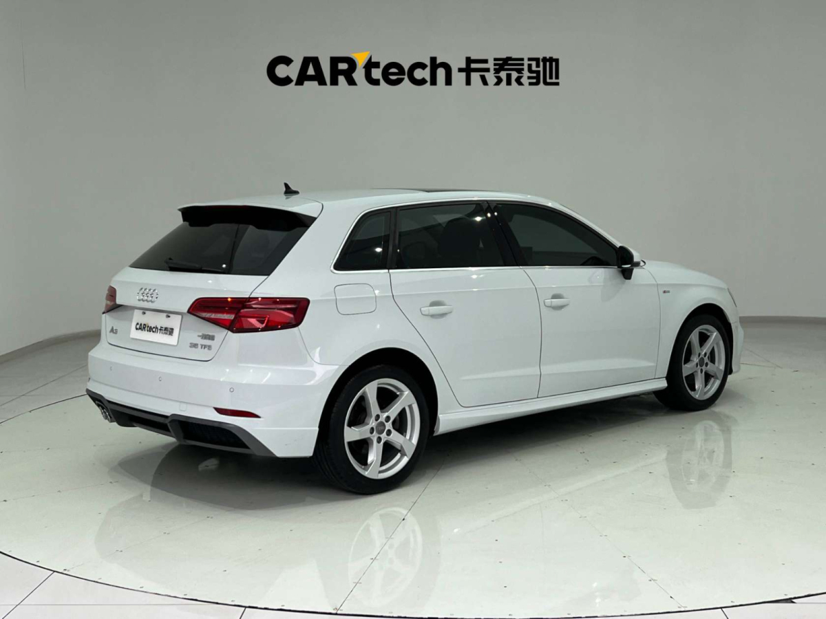 奧迪 奧迪A3  2019款 Sportback 35 TFSI 時(shí)尚型 國V圖片