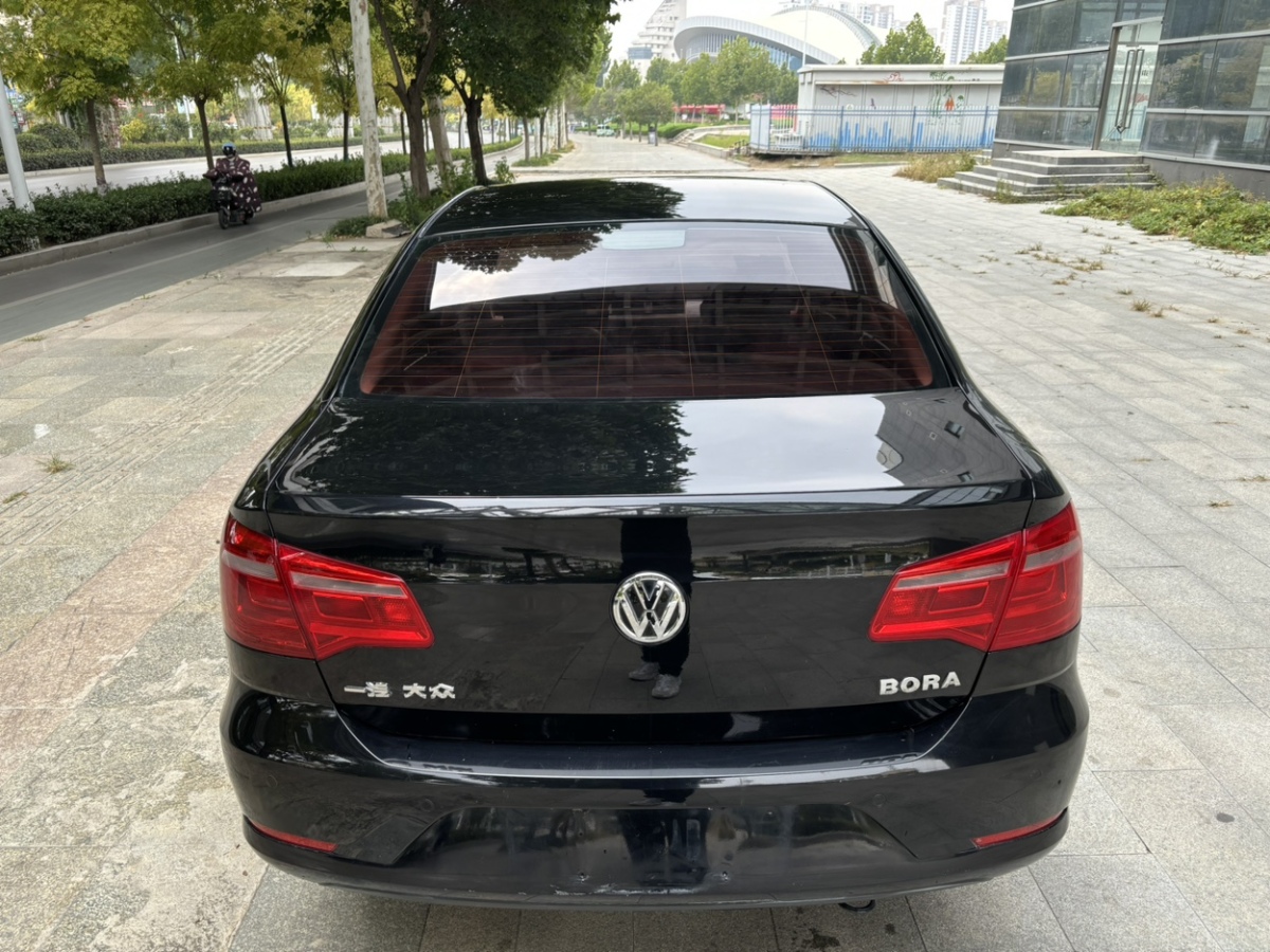 大眾 寶來  2014款 1.6L 自動豪華型圖片