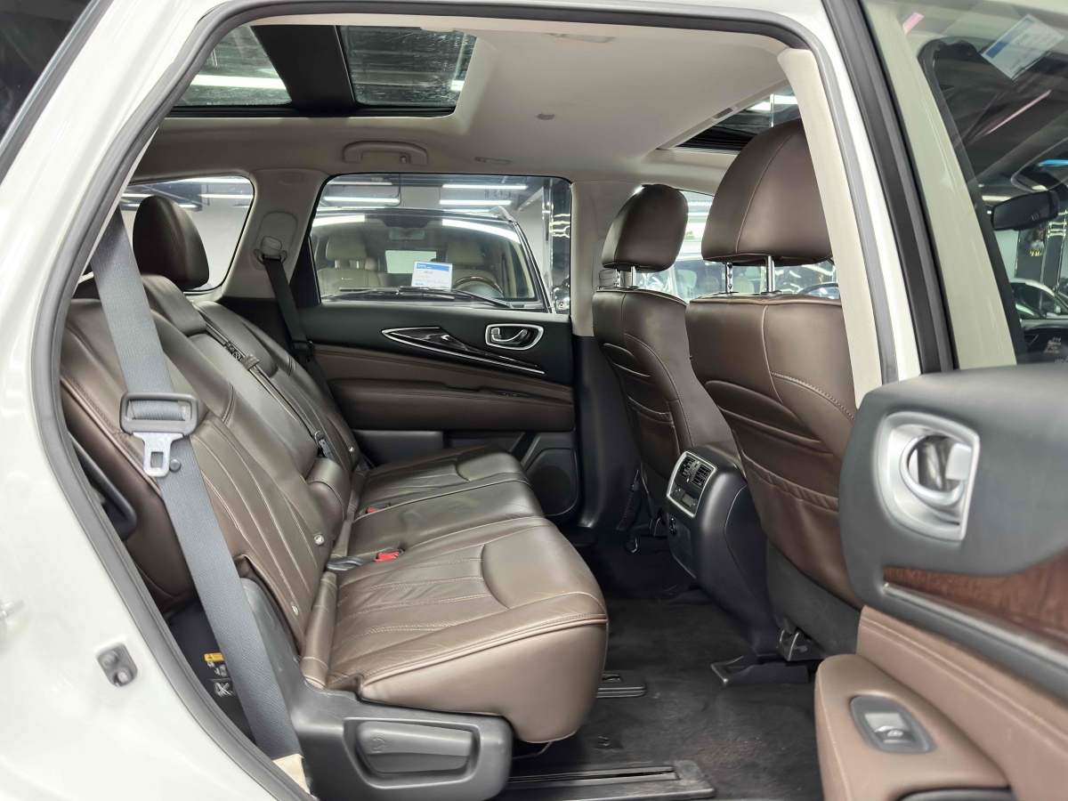 英菲尼迪 QX60  2020款 2.5 S/C Hybrid 兩驅(qū)卓越版 國VI圖片