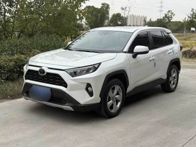 2023年4月 豐田 RAV4榮放 2.0L CVT兩驅(qū)風(fēng)尚Plus版圖片