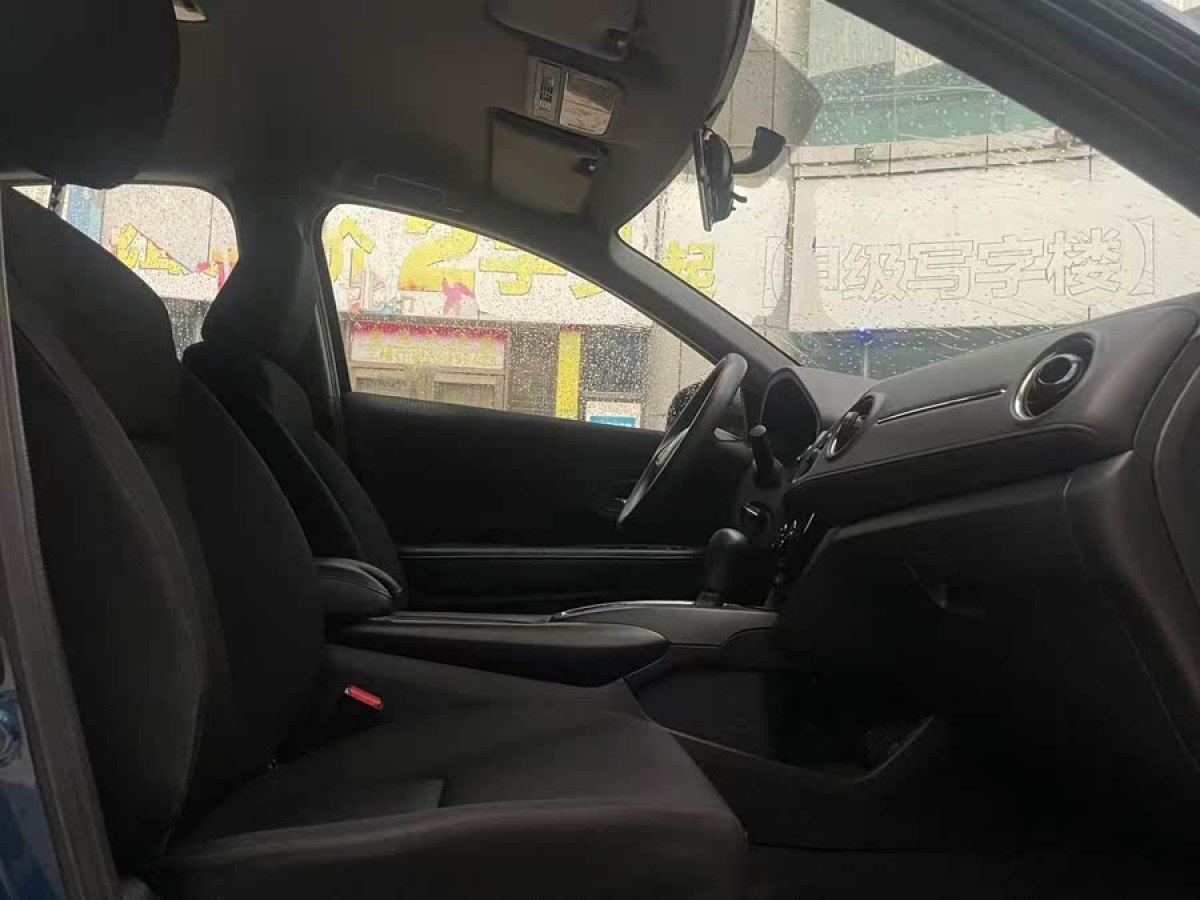本田 XR-V  2015款 1.5L LXi CVT經(jīng)典版圖片