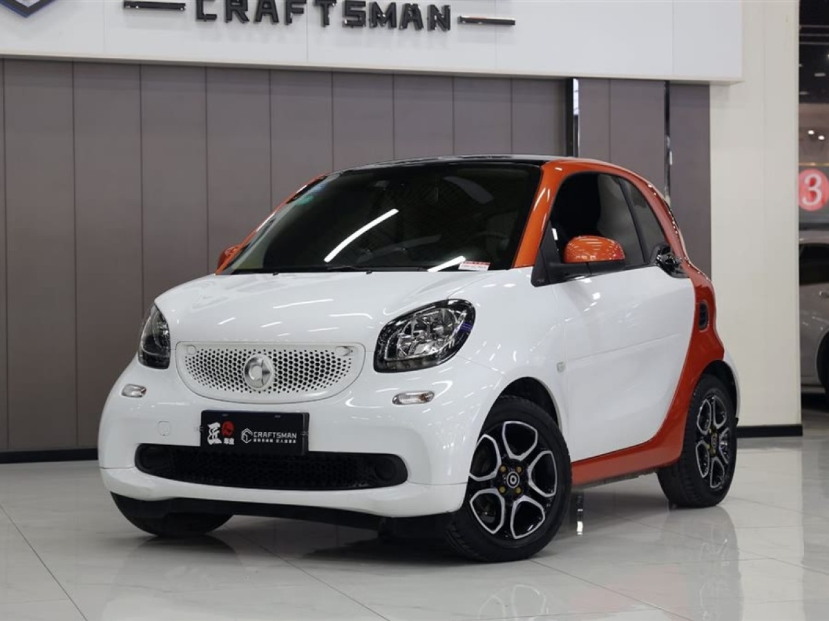 smart fortwo  2016款 0.9T 66千瓦硬頂先鋒版圖片