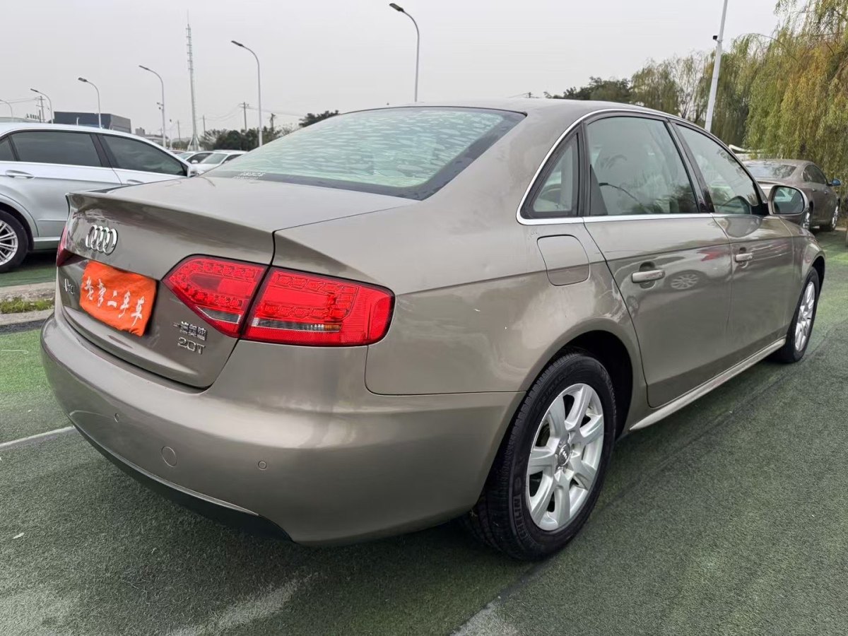 奧迪 奧迪A4L  2011款 2.0 TFSI 舒適型圖片