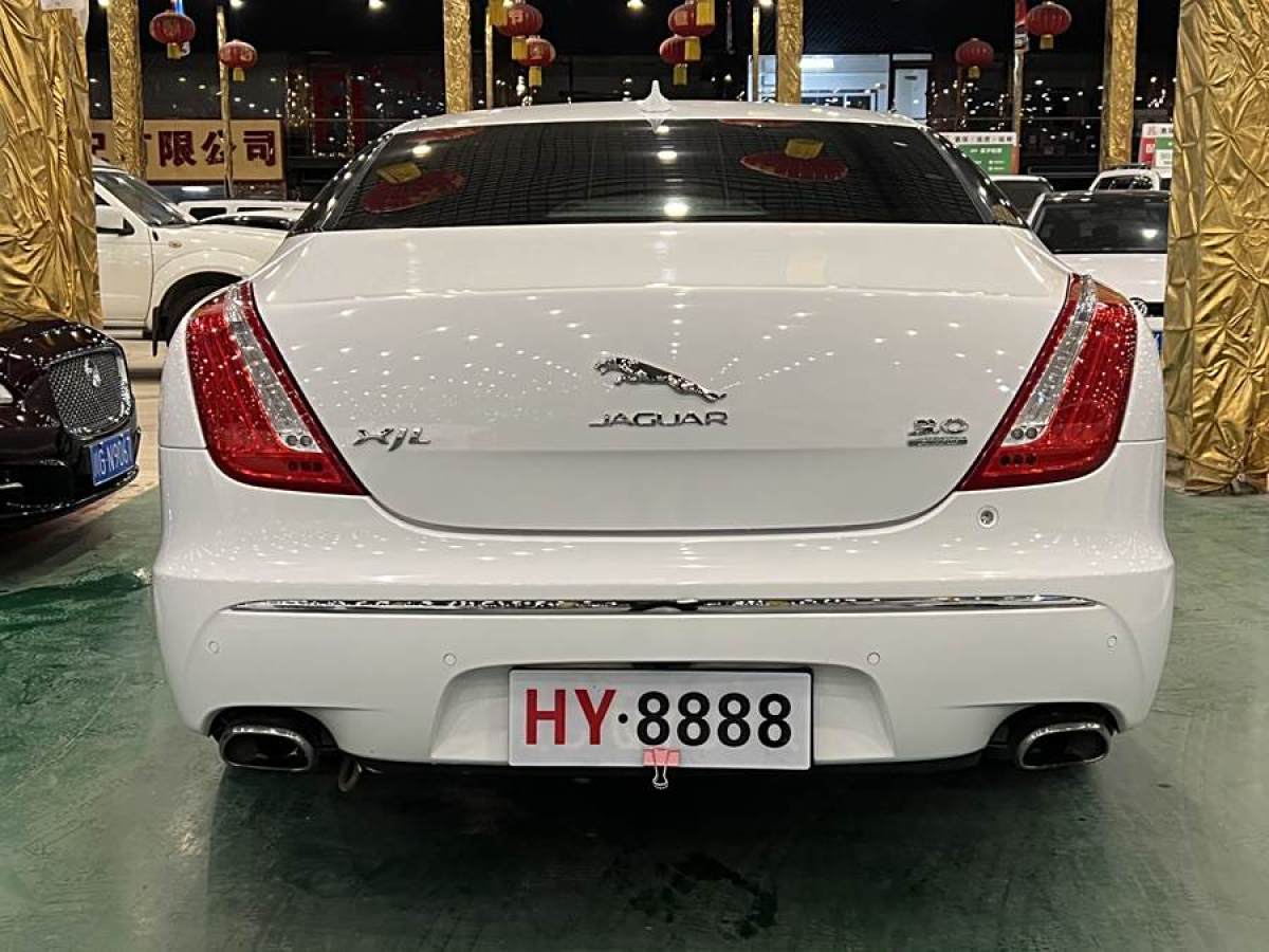 捷豹 XJ  2014款 XJL 3.0 SC 四驅(qū)尊享商務(wù)版圖片