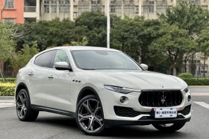 Levante 玛莎拉蒂 3.0T 350Hp 标准版