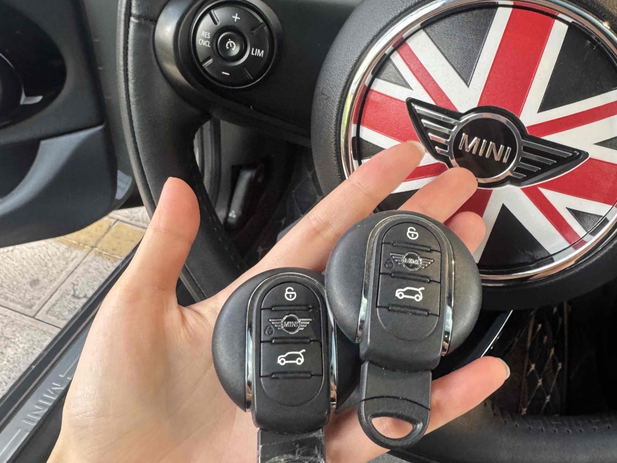 MINI MINI  2020款 1.5T ONE 五門(mén)版圖片