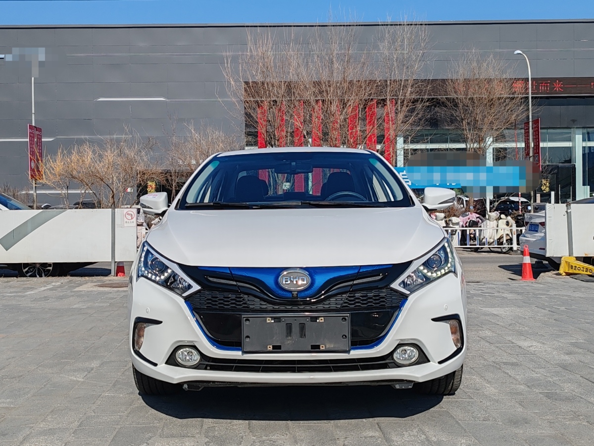 比亞迪 秦  2016款 秦EV300 尊貴型圖片