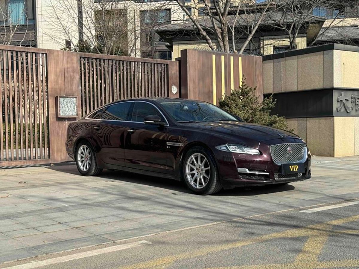 捷豹 XJ  2016款 XJL 2.0T 兩驅(qū)典雅商務(wù)版圖片