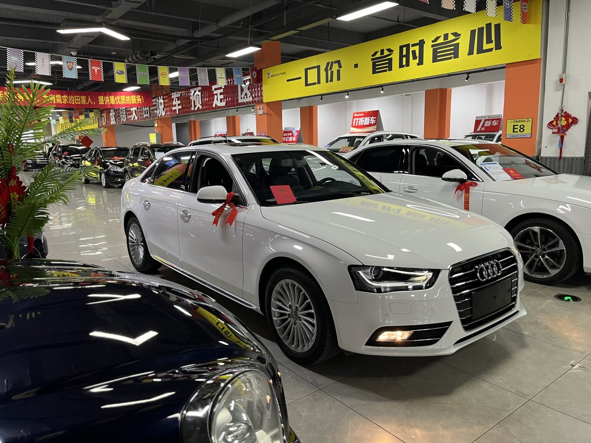 奧迪 奧迪A4L  2016款 35 TFSI 典藏版 自動(dòng)標(biāo)準(zhǔn)型圖片