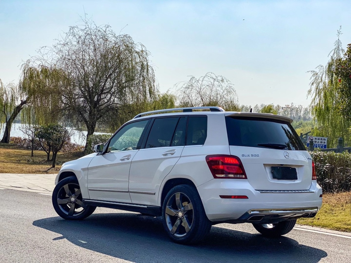 奔馳 奔馳glk級 2013款 glk 300 4matic 豪華型圖片