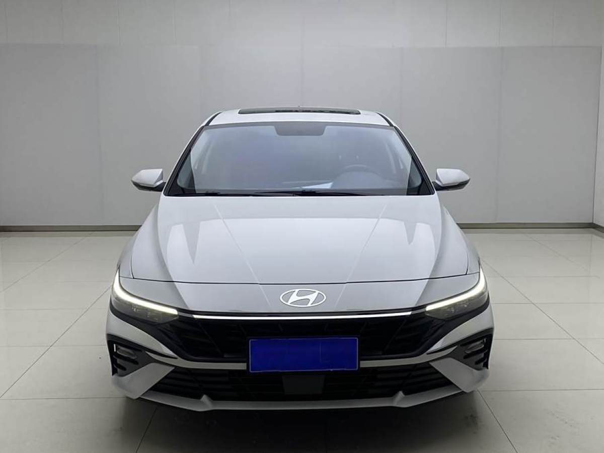 2023年6月現(xiàn)代 伊蘭特  2023款 1.5L CVT GLS領(lǐng)先版