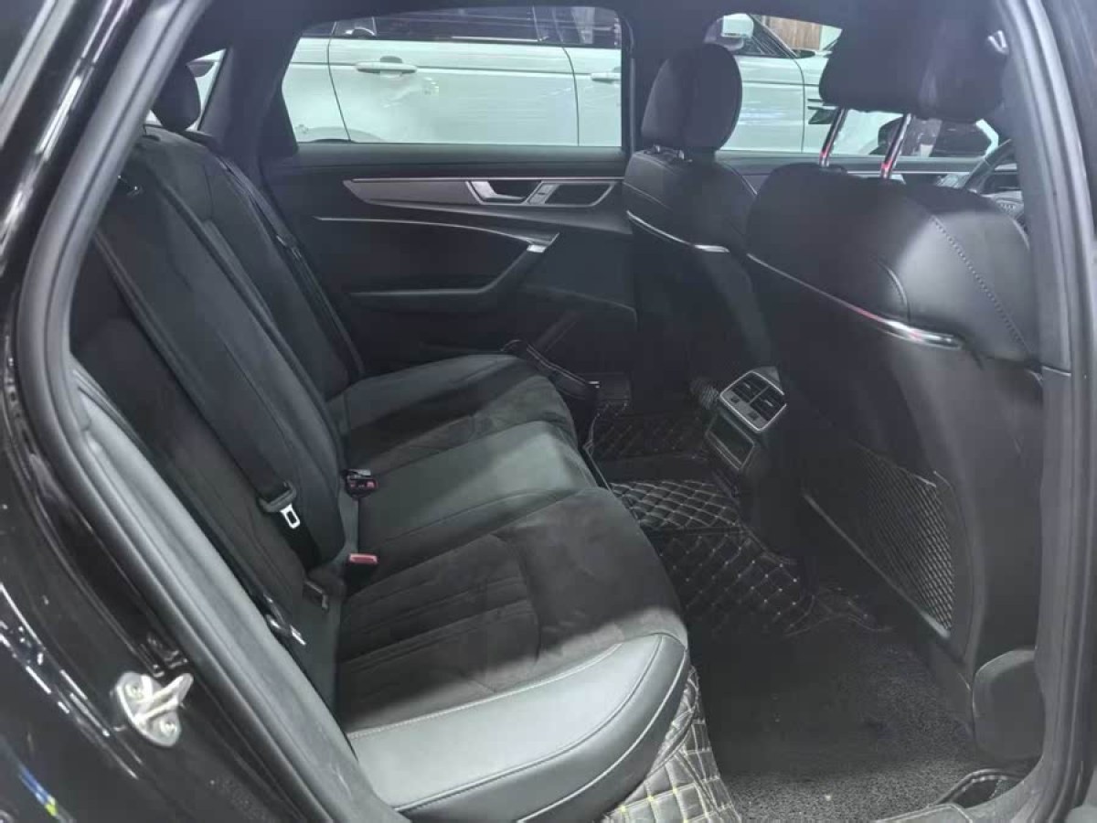 奧迪 奧迪A6L  2023款 改款 40 TFSI 豪華動感型圖片