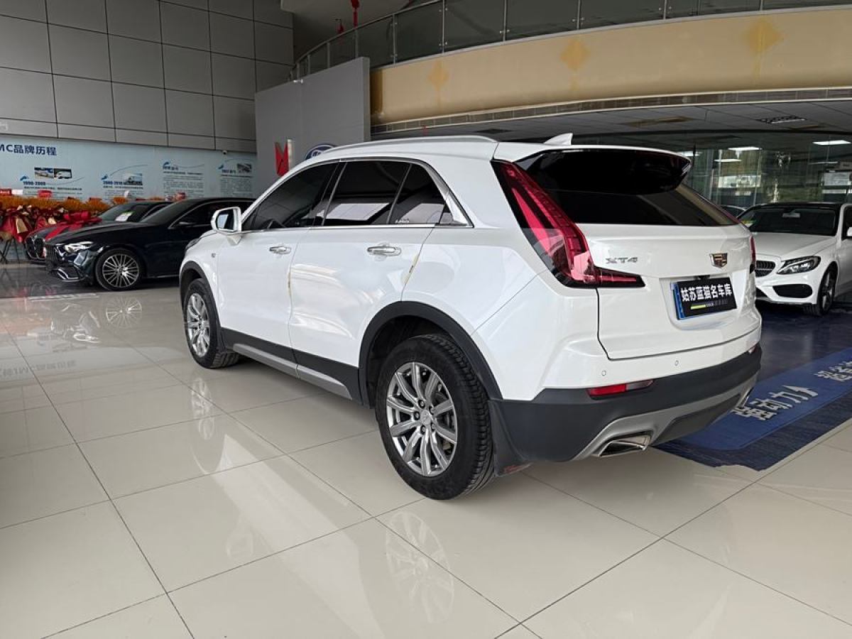 凱迪拉克 XT4  2018款 28T 兩驅(qū)領(lǐng)先型圖片