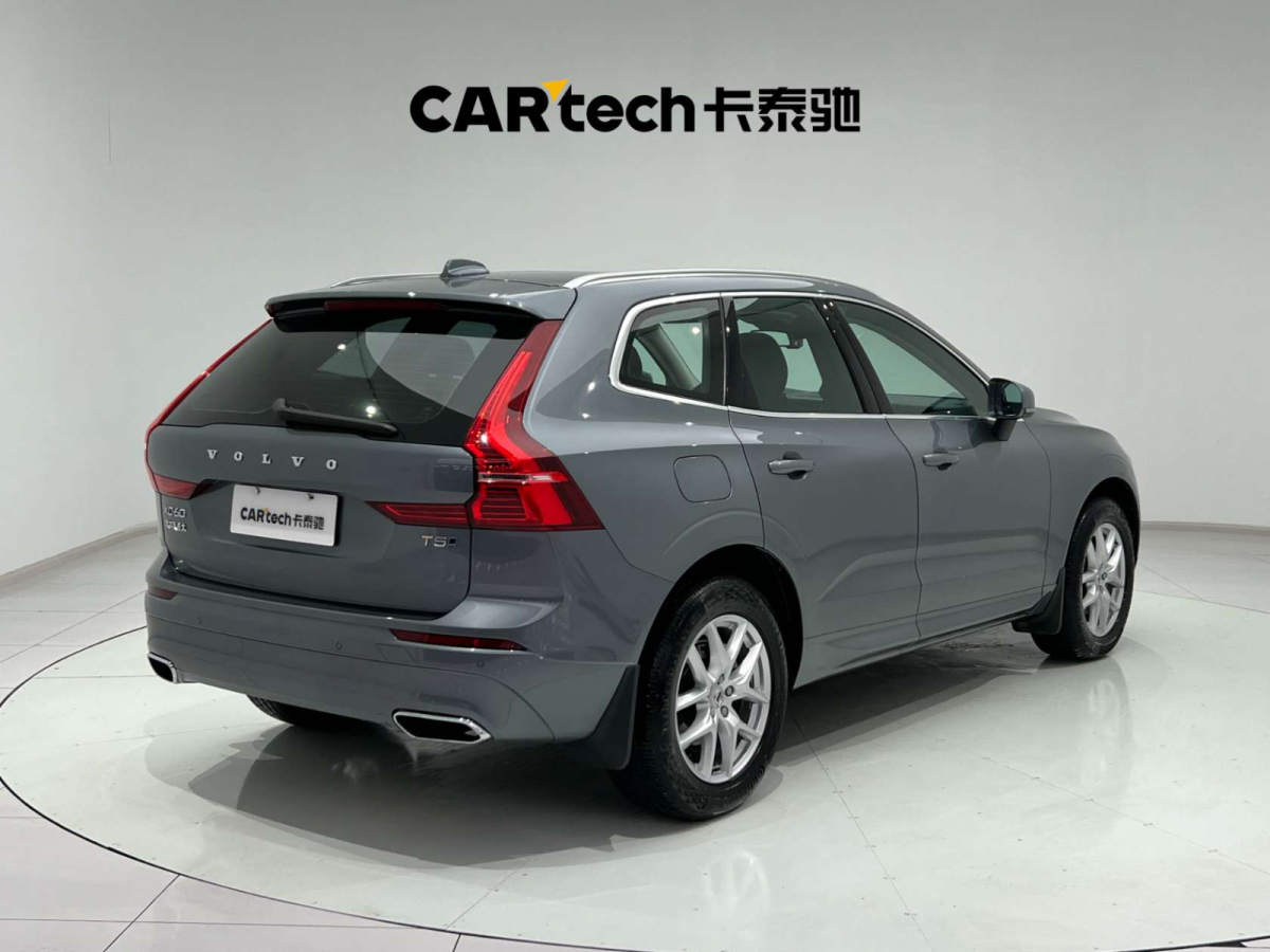 沃爾沃 XC60  2017款 2.0T T5 AWD 個(gè)性運(yùn)動(dòng)版圖片