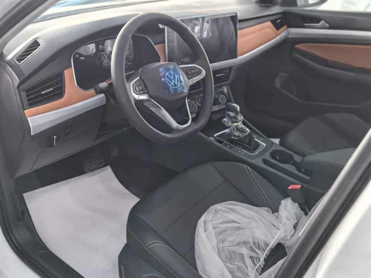 大眾 寶來(lái)  2025款 200TSI DSG悅行導(dǎo)航版圖片