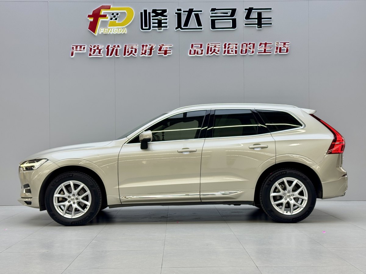 沃爾沃 XC60  2020款 T5 四驅(qū)智逸豪華版圖片