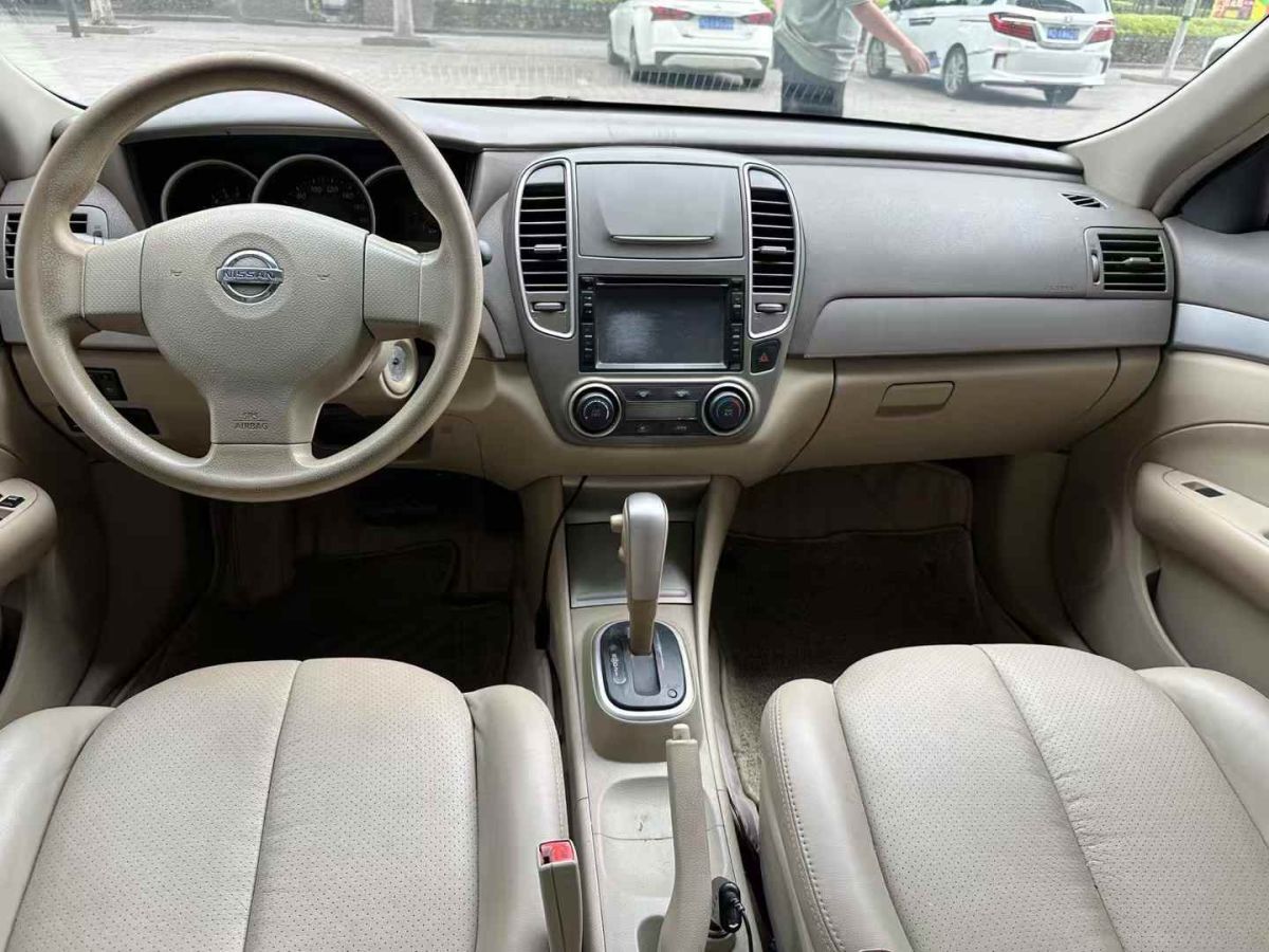 日產(chǎn) 軒逸  2014款 1.6XV CVT尊享版圖片