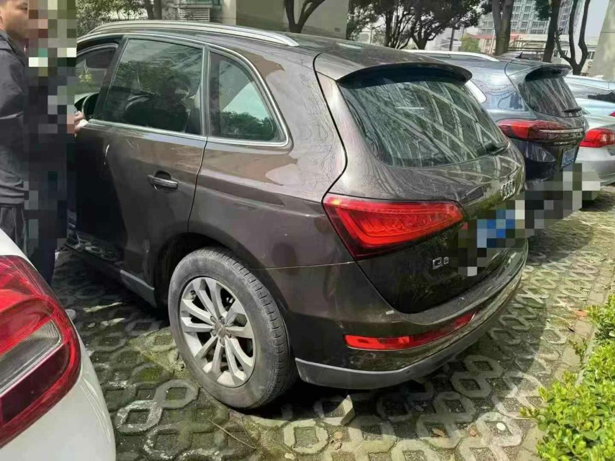 2013年8月奧迪 奧迪Q5  2013款 Q5 3.0TFSI 45TFSI Quattro 運(yùn)動(dòng)型