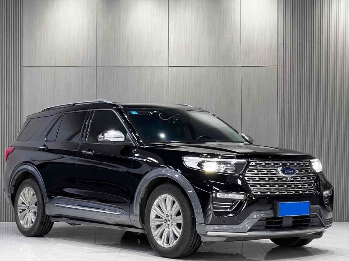 福特 探險(xiǎn)者  2023款 EcoBoost 285 四驅(qū)鈦金版 7座圖片
