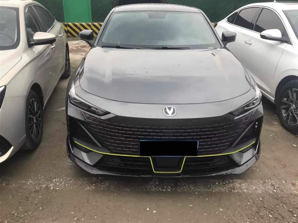 長安 長安UNI-V  2022款 1.5T 卓越型圖片