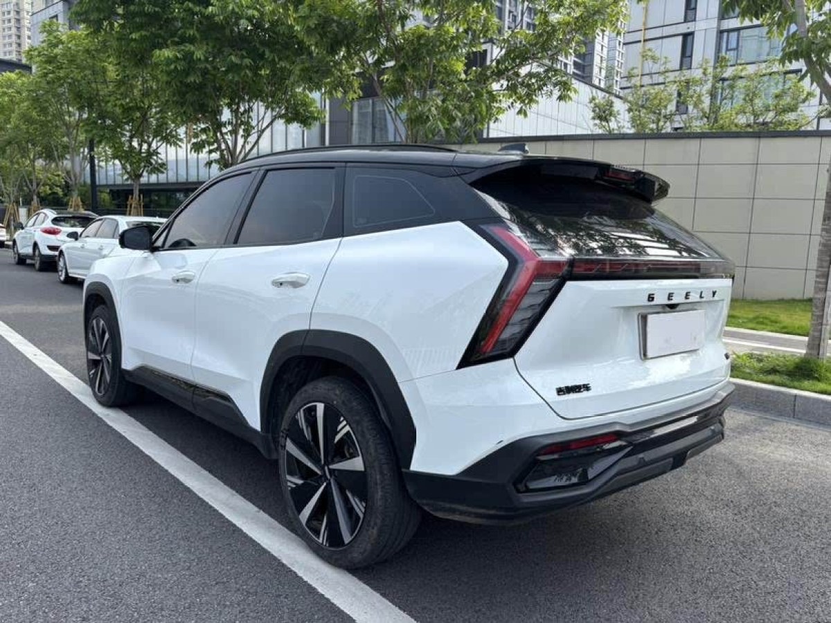 吉利 博越L  2023款 1.5TD DCT尊貴型圖片