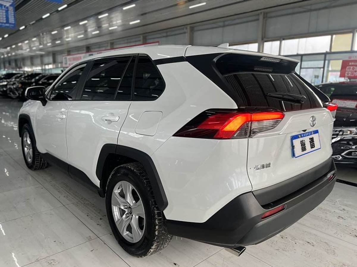 豐田 RAV4榮放  2023款 2.0L CVT兩驅(qū)都市版圖片