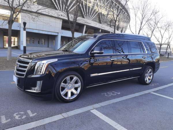 凯迪拉克 凯雷德ESCALADE  2017款 6.2L ESV铂金版加长型