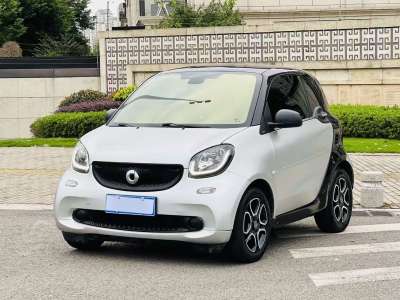 2019年7月 smart fortwo 0.9T 66千瓦硬頂先鋒版 國VI圖片