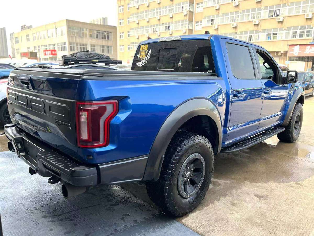 福特 F-150  2017款 F-150 SuperCrew 3.5T 375hp 四驅(qū) 5.5-ft King Ranch圖片