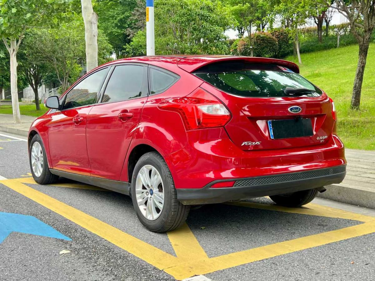 福特 ?？怂? 2012款 三廂 1.6L 手動(dòng)舒適型圖片