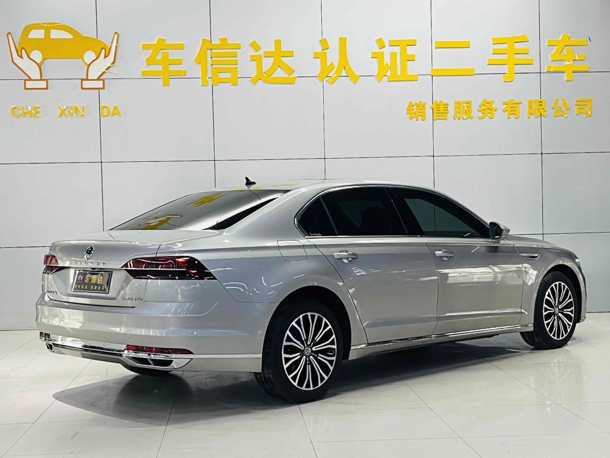 2018年9月大眾 輝昂  2018款 改款 380TSI 兩驅(qū)商務(wù)版
