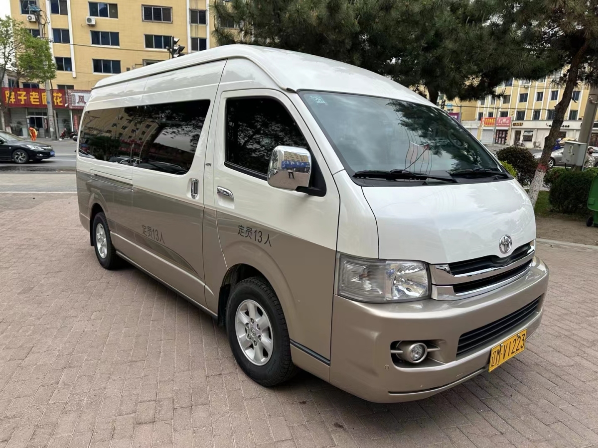 豐田 HIACE  2011款 2.7L手動(dòng)標(biāo)準(zhǔn)版13座圖片