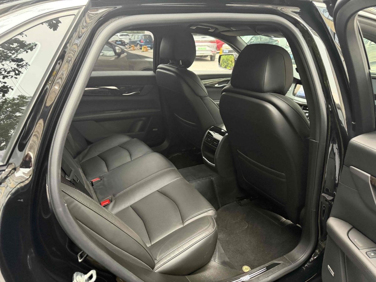 凱迪拉克 CT6  2022款 28T 豪華型圖片