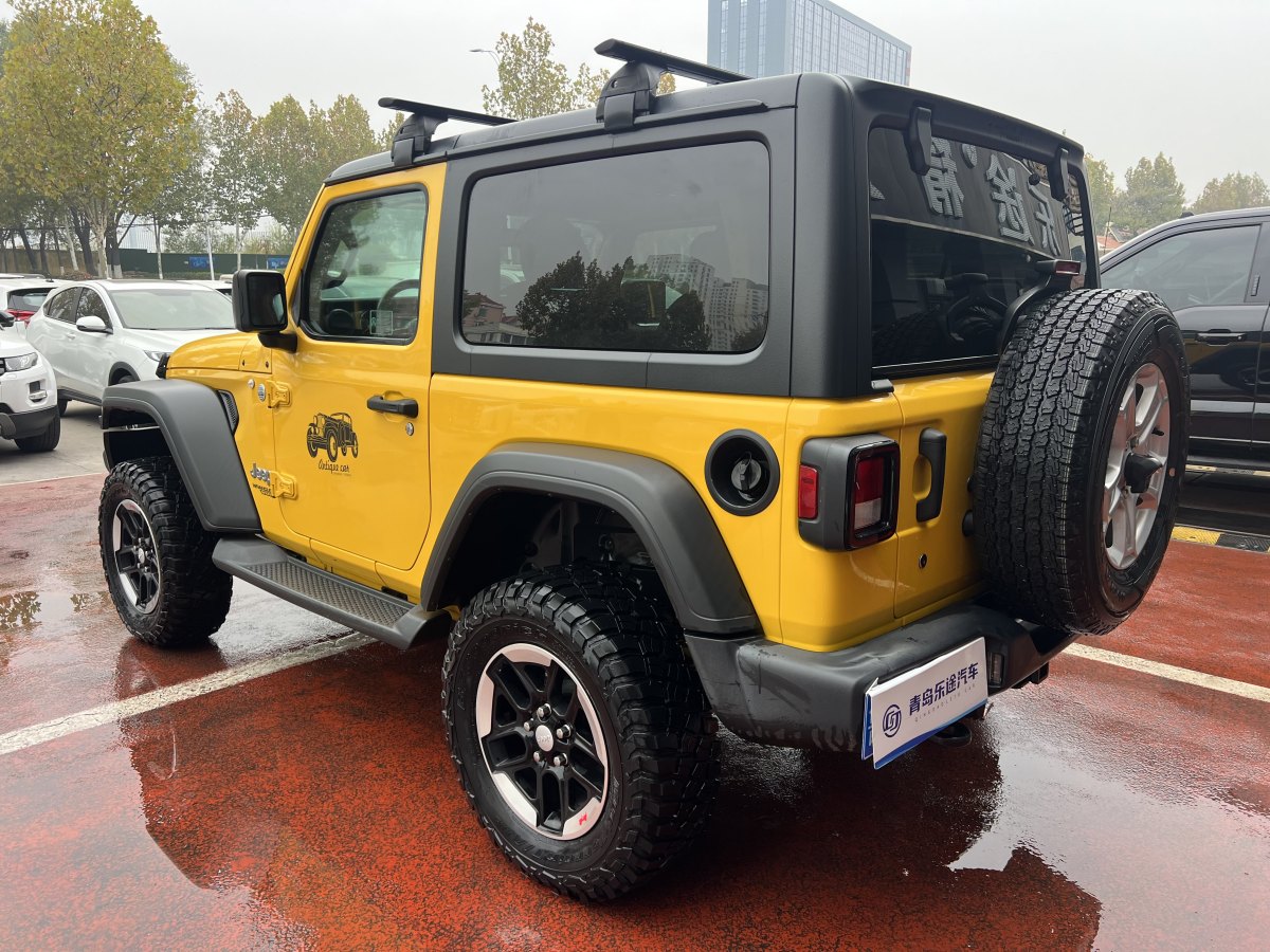 Jeep 牧馬人  2019款 2.0T Sahara 兩門(mén)版 國(guó)VI圖片