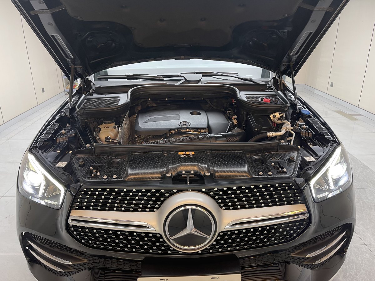奔馳 奔馳GLE  2020款 改款 GLE 350 4MATIC 豪華型圖片
