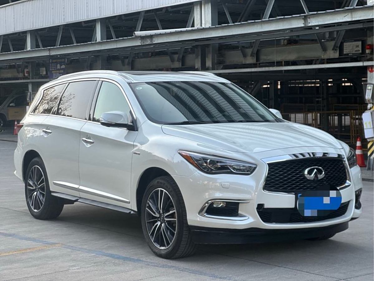 英菲尼迪 QX60  2020款 2.5 S/C Hybrid 兩驅(qū)卓越版 國(guó)VI圖片