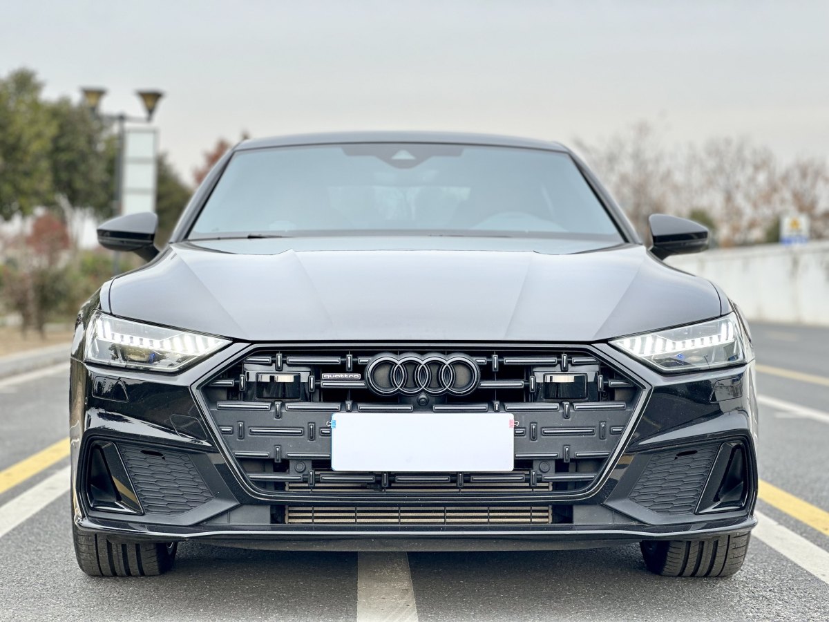 奧迪 奧迪A7L  2023款 45 TFSI quattro S-line 黑武士版圖片