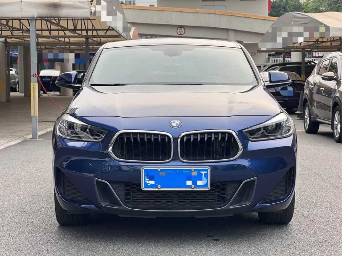 寶馬 寶馬X2  2020款 sDrive25i 領(lǐng)先型M運(yùn)動(dòng)套裝圖片